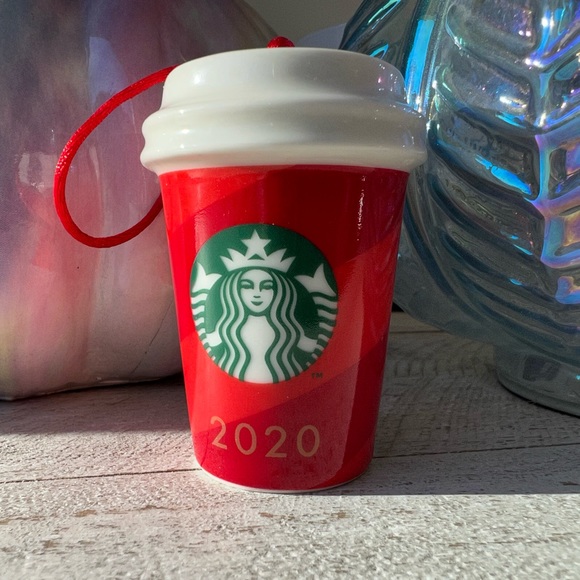 Starbucks Japan 2020 Red To Go Cup Ornament - Picture 1 of 2